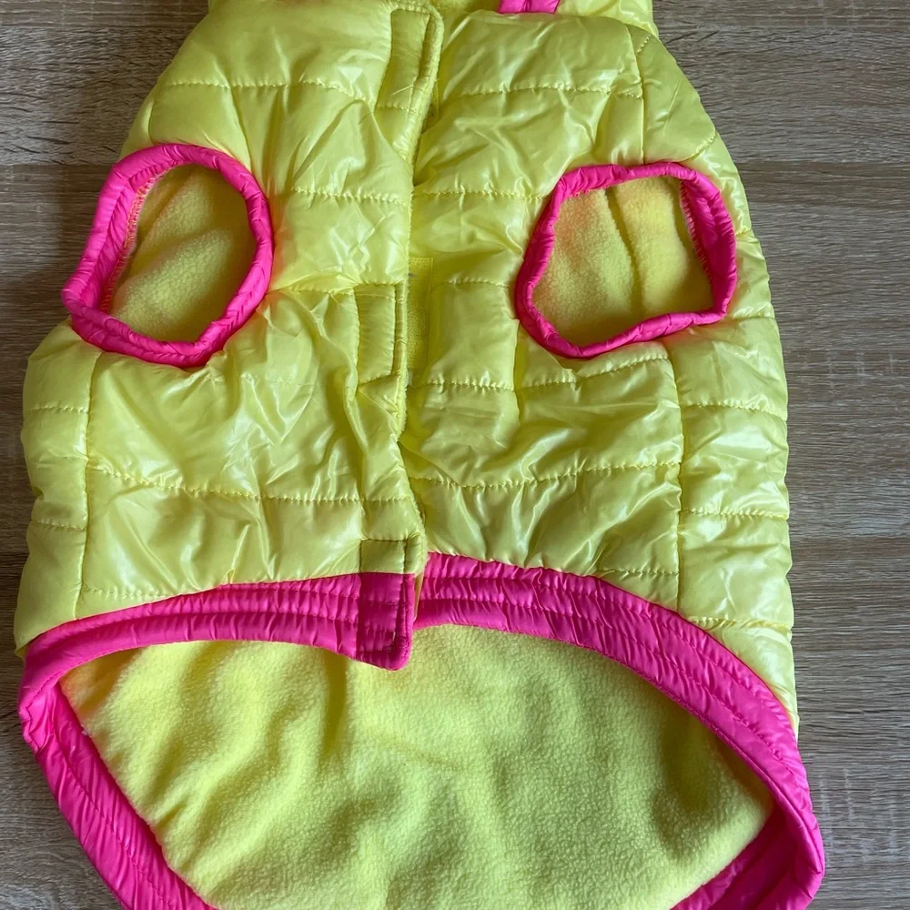 Top Paw - Yellow Puffer Coat‎ with Pom Pom Hood - Size L